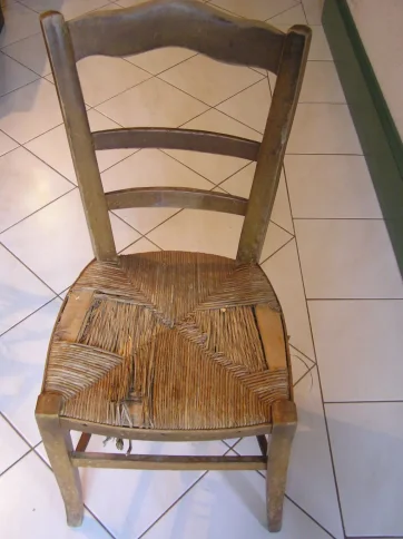 Chaise à restaurer